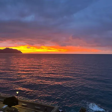 Lägenhet Attico Sul Mare Di Claudio E Maria Genua