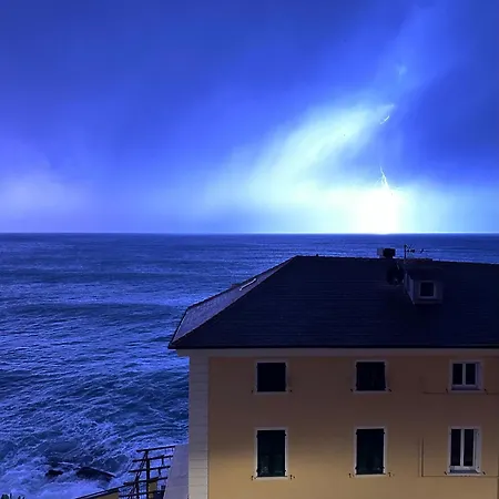 Attico Sul Mare Di Claudio E Maria